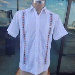 Guayabera Bordado Multicolor